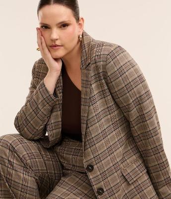 Blazer Alfaiataria Estampa Xadrez e Bolsos Curve & Plus Size