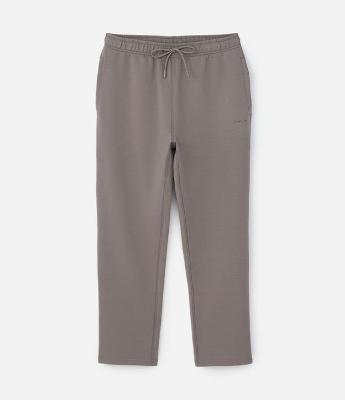 Calça Esportiva Reta em Moletom Tech com Bolsos