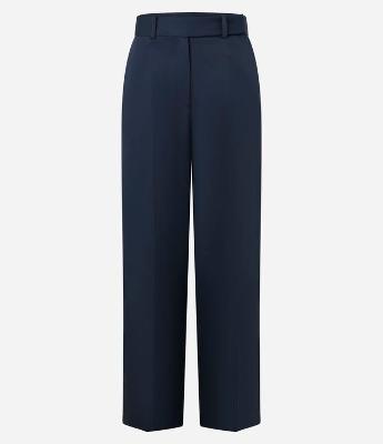 Calça Pantalona Alfaiatada com Passantes e Frisos