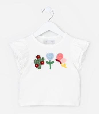 Blusa Infantil com Bordado Efeito Crochê - Tam 1 a 6 Anos