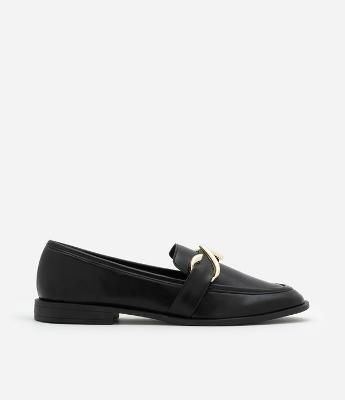 Sapato Mocassim com Detalhe Trançado