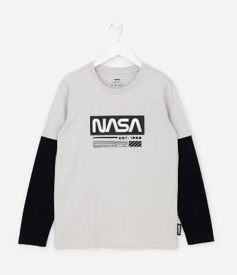 Camiseta Infantil com Estampa Relevo Holográfico NASA - Tam 5 a 14 Anos