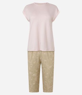 Pijama Capri com Detalhe de Cetim e Estampa Floral