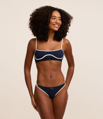 Calcinha String Seamless com Acabamento Contrastante