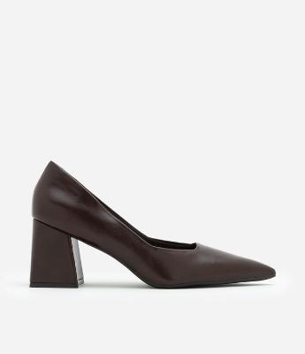 Sapato Scarpin com Salto de Bloco