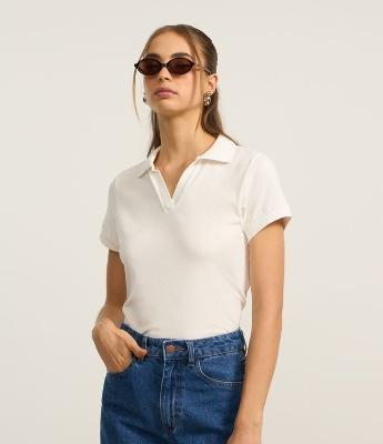 Blusa em Algodão com Gola Polo e Manga Curta