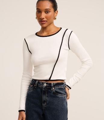 Blusa em Ribana com Vieses Contrastantes