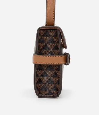 Bolsa Transversal Pequena com Tampa e Cinto com Fivela Dupla