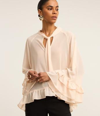 Blusa Bata em Chiffon com Transparência e Babados