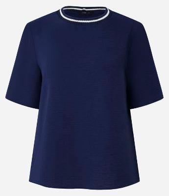 Blusa em Airflow com Gola de Ribana Contrastante