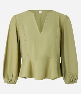 Blusa Peplum em Crepe com Manga Bufante