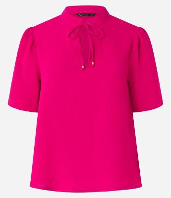 Blusa em Crepe com Amarração na Gola Padre