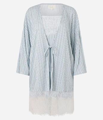Conjunto Camisola e Robe em Viscose Listrada com Renda