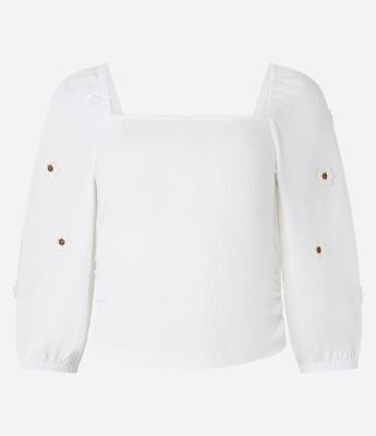 Blusa Cropped em Ribana com Margaridas 3D na Manga