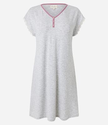 Camisola Curta com Detalhe de Renda e Viés Contrastante