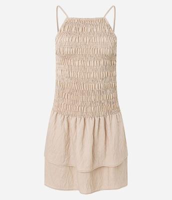 Vestido Godê em Tricoline Texturizado com Decote Halter