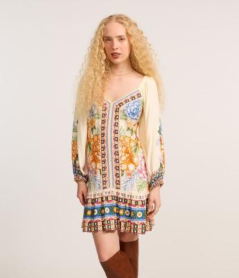 Vestido Godê Curto em Chalis com Estampa Floral