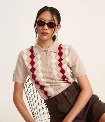 Blusa em Jacquard com Gola Polo e Estampa Geométrica