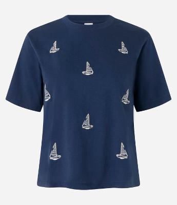 Blusa Slim em Algodão com Bordados de Barco À Vela