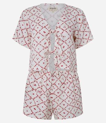 Pijama Short Doll em Tricoline Texturizado com Estampa Floral e Amarração