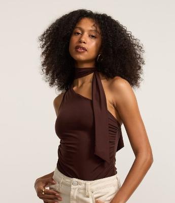 Blusa Ombro Só com Amarração na Gola