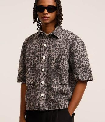 Camisa Overboxy em Sarja com Estampa Animal Print