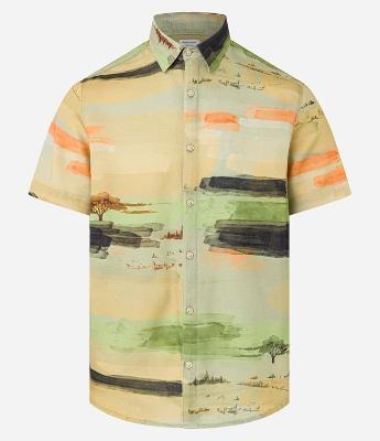 Camisa Regular em Cambraia com Estampa de Paisagem Estilo Aquarela