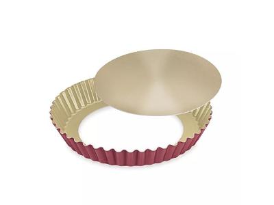 FORMA P/BOLO E TORTA 28cm CRESPA COM FDO REMOV. CEREJA