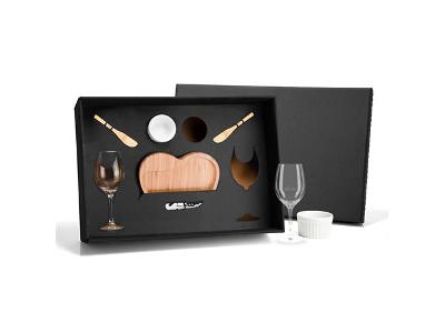 Kit Petisco e Vinho Welf 8 Peças com Petisqueira de Coração