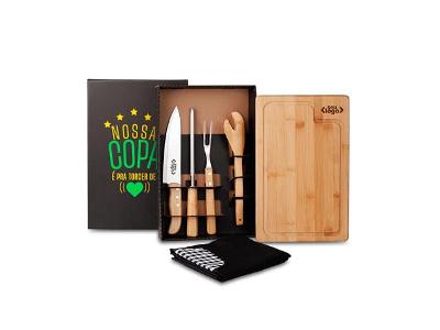 Kit para Churrasco em Bambu com Avental e Tábua com Sulco