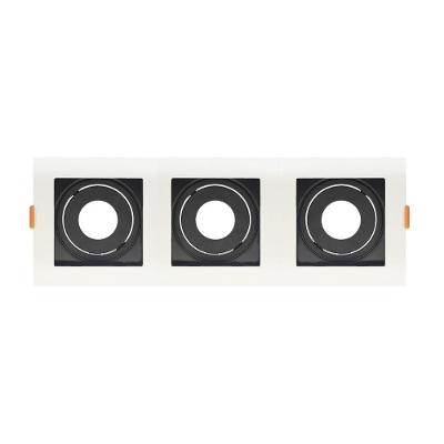 Spot De Embutir Quadrado Recuado Triplo Mr11 Direcionável Branco Com Preto