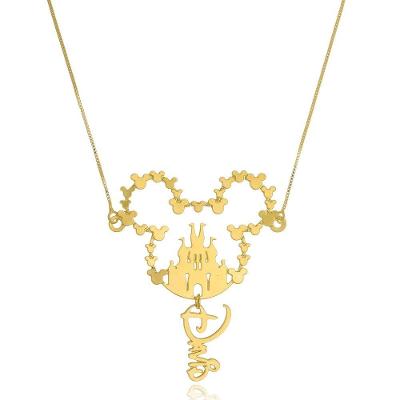 Colar Mickey Com Castelo No Meio E Nome Folheado Em Ouro 18k