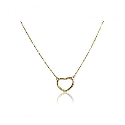 Colar Curto Com Coração Liso Vasado Folheado Em Ouro 18k