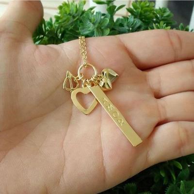 Gargantilha Amor Com Pingentes De Coração Banhado A Ouro 18k