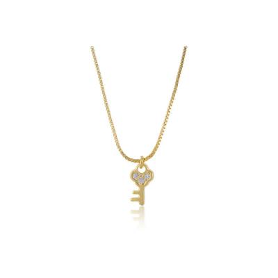 Colar Com Pingente Pequeno De Chave Folheado Em Ouro 18k
