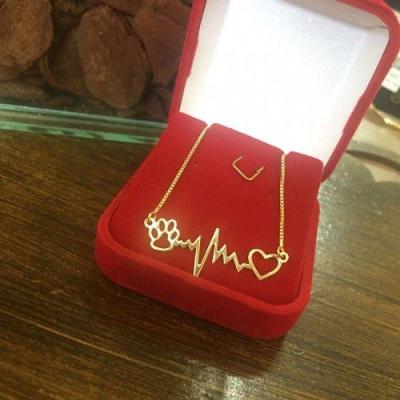 Gargantilha Batimentos Pet, Folheada A Ouro 18k