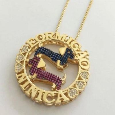 Gargantilha Mandala Personalizada Com Cachorrinho Ao Centro Cravejado Com Zircônias