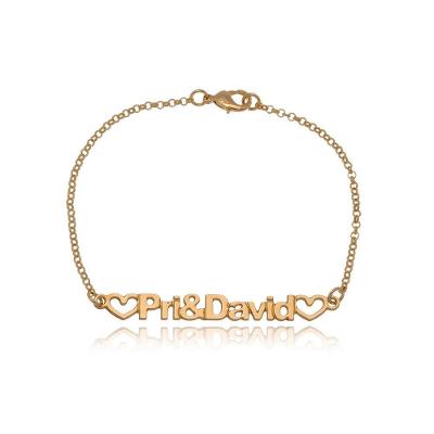 Pulseira Com Nome Do Casal E Corações Vazados Folheado Em Ou