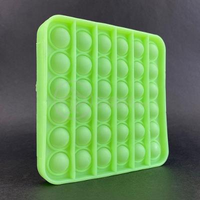 Pop It Brilha No Escuro Quadrado Anti Stress Verde