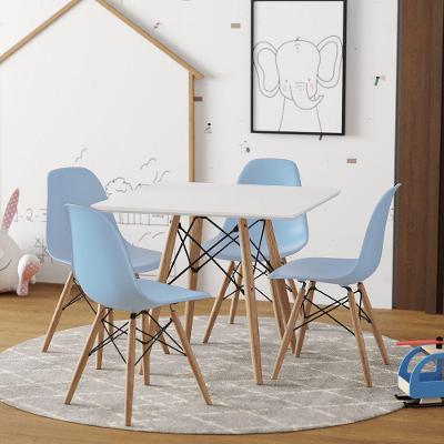 Conjunto De Mesa Madeira Infantil 68Cm Quadrado Branco 4 Cadeiras Azul