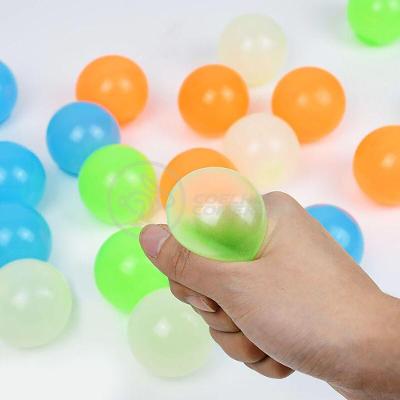 Toy Bolinha Globble Anti Stress Luminosa Fluorecente