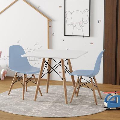 Conjunto De Mesa Infantil Madeira 68Cm Quadrado Branco 2 Cadeiras Azul Cor: Branco