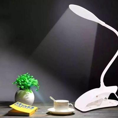 Luminária De Mesa Sem Fio Touch Screen 18 Leds Com Garra