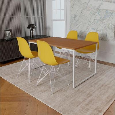 Mesa Industrial Base Ferro Branco Tampo 137X90 Canela 4 Cadeiras Ferro Branco Assento Amarelo