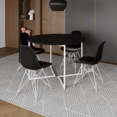 Mesa Industrial Jantar Redonda Preta 110Cm Base V Com 4 Cadeiras Eames Pretas Ferro Branco Preto