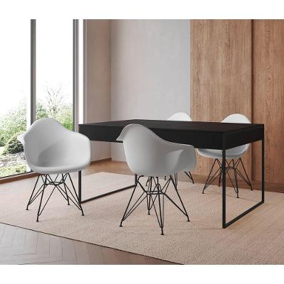 Mesa Jantar Industrial Preta 137X90Cm Com 4 Poltronas Brancas Base Ferro Pre Cor: Preto