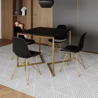 Mesa Jantar Industrial Quadrada 90Cm Preta Base V Com 4 Cadeiras Pretas Base Dourada Cor: Preto