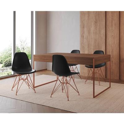 Mesa Jantar Industrial Retangular Amêndoa 137X90Cm Com 4 Cadeiras Pretas Base Cobre Cor: Amendoa