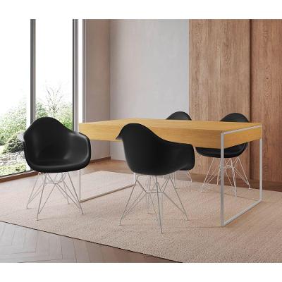 Mesa Jantar Industrial Canela 137X90Cm Com 4 Poltronas Pretas Base Ferro Bra Cor: Canela