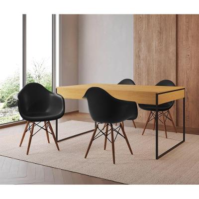 Mesa Jantar Industrial Canela 137X90Cm Base Ferro Preto Com 4 Poltronas Pretas Cor: Canela